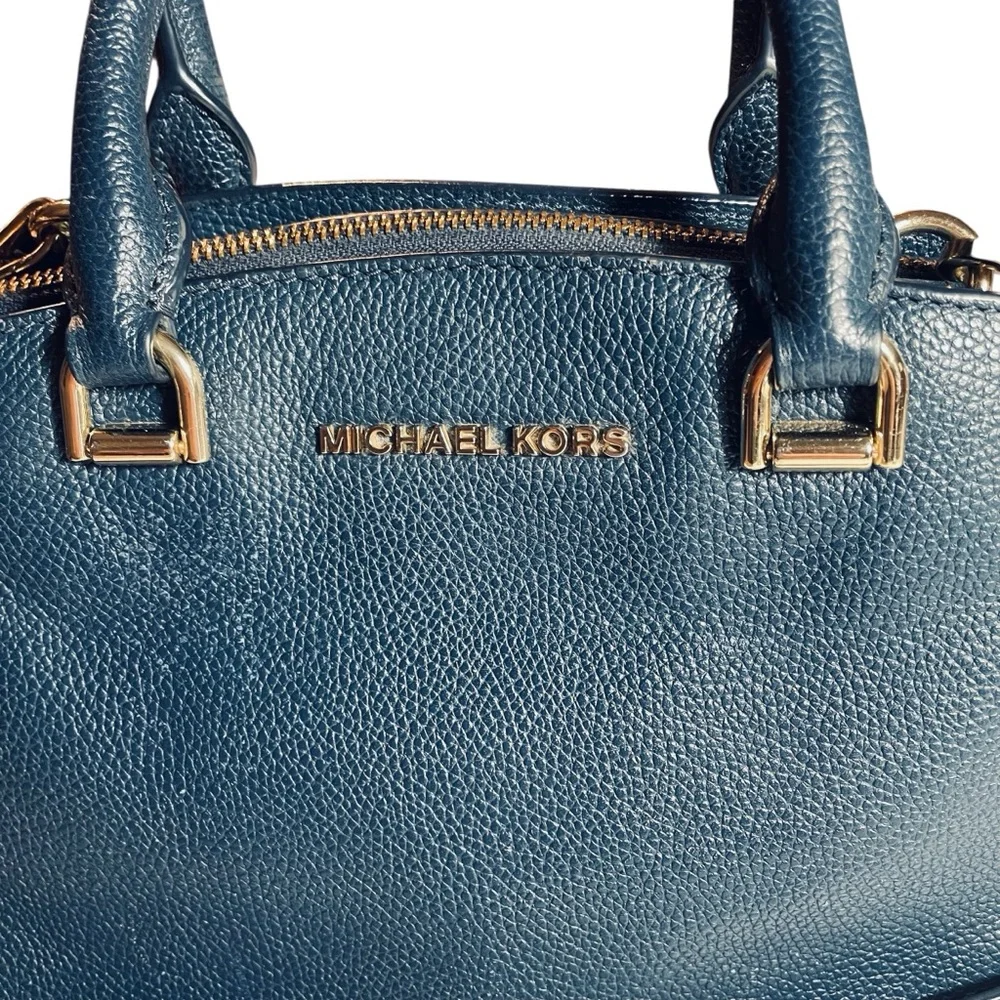Michael Kors classic navy